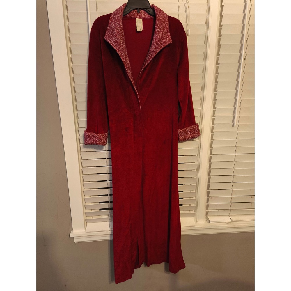 Vintage 70s Miss Elaine Red Velour Robe Floral Trim Long Loungewear USA Medium
